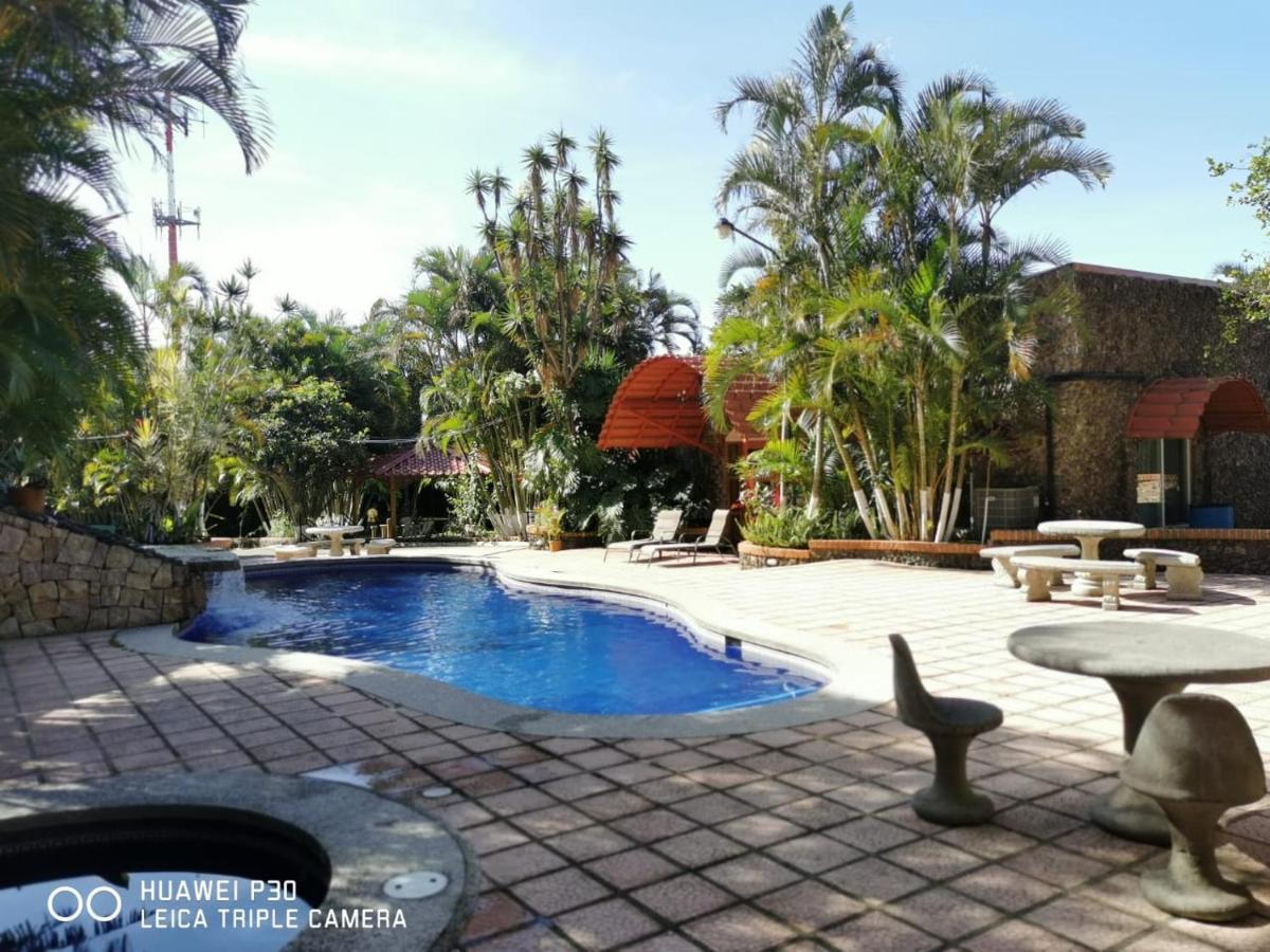 Hotel Cibeles Resort Эредия Экстерьер фото