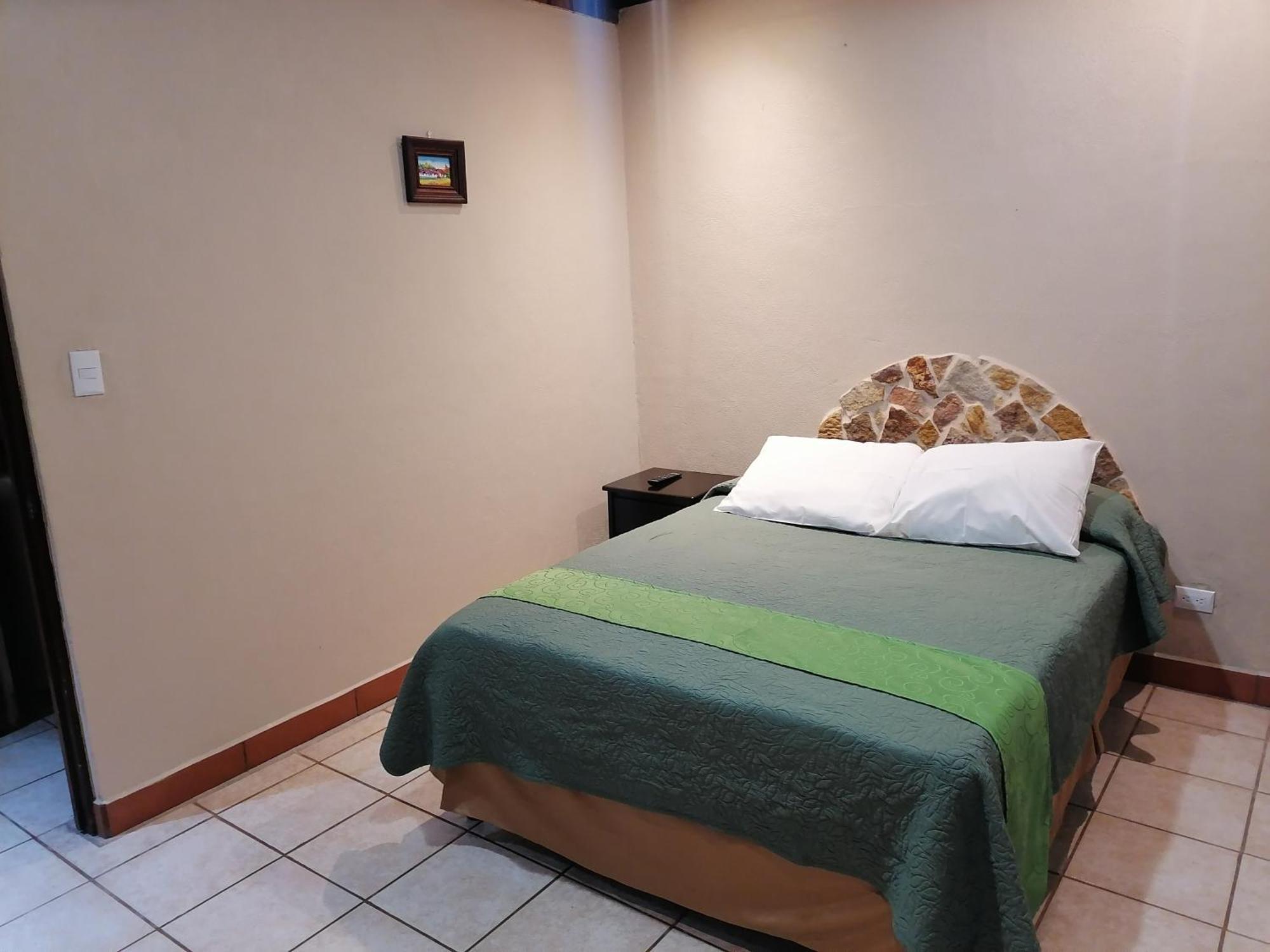 Hotel Cibeles Resort Эредия Экстерьер фото