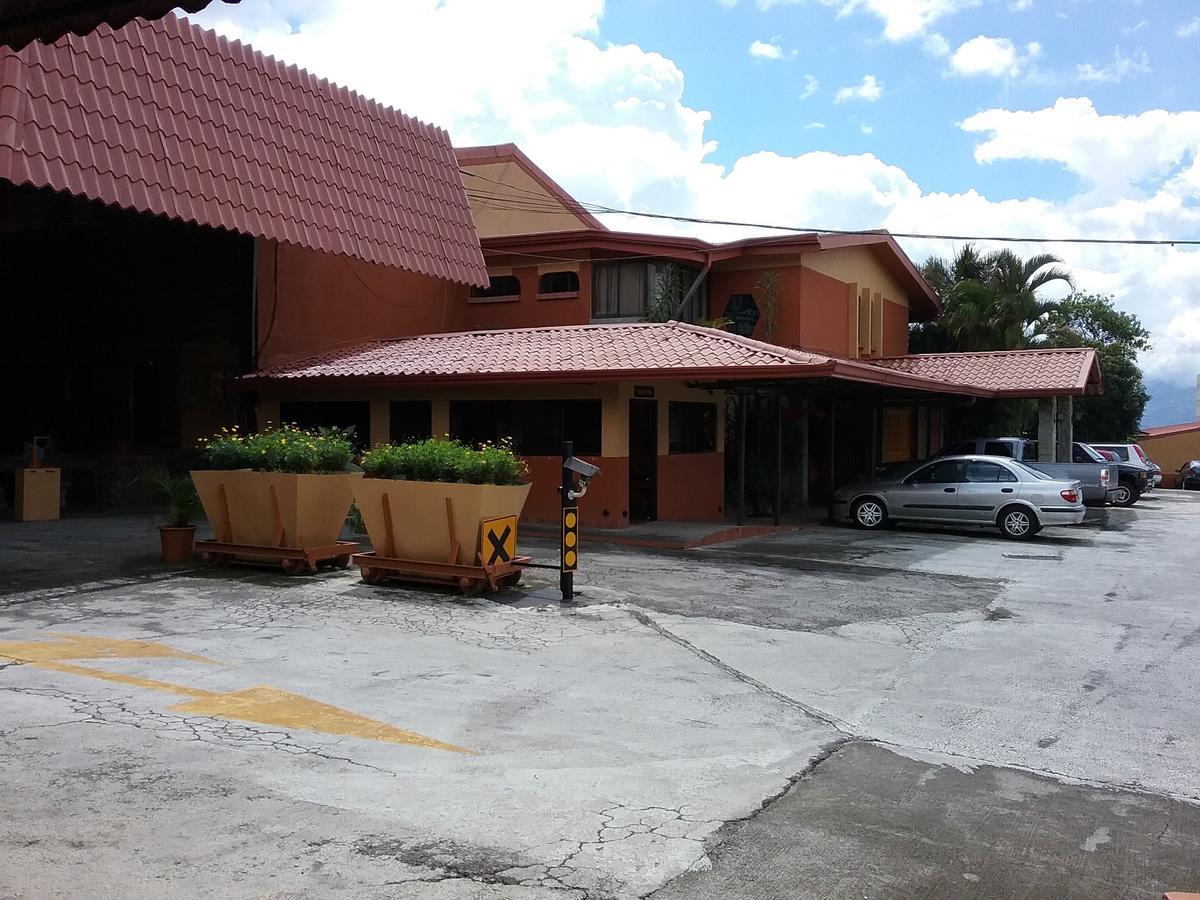 Hotel Cibeles Resort Эредия Экстерьер фото